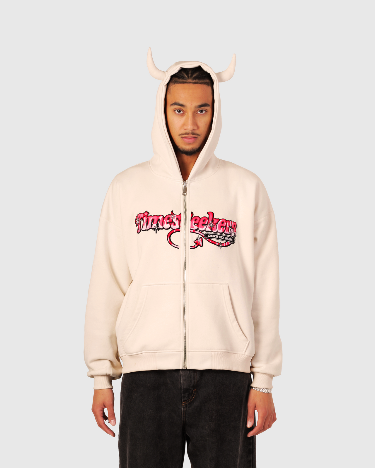 HELL OF A NIGHT ZIP-HOODIE CREME